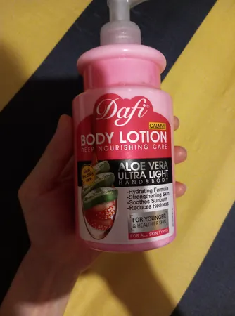 لوسیون بدن دافی مدل آلوئه ورا حجم 470 میلی لیتر