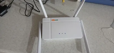 مودم روتر بی سیم 4G LTE بیرلینک مدل WL422