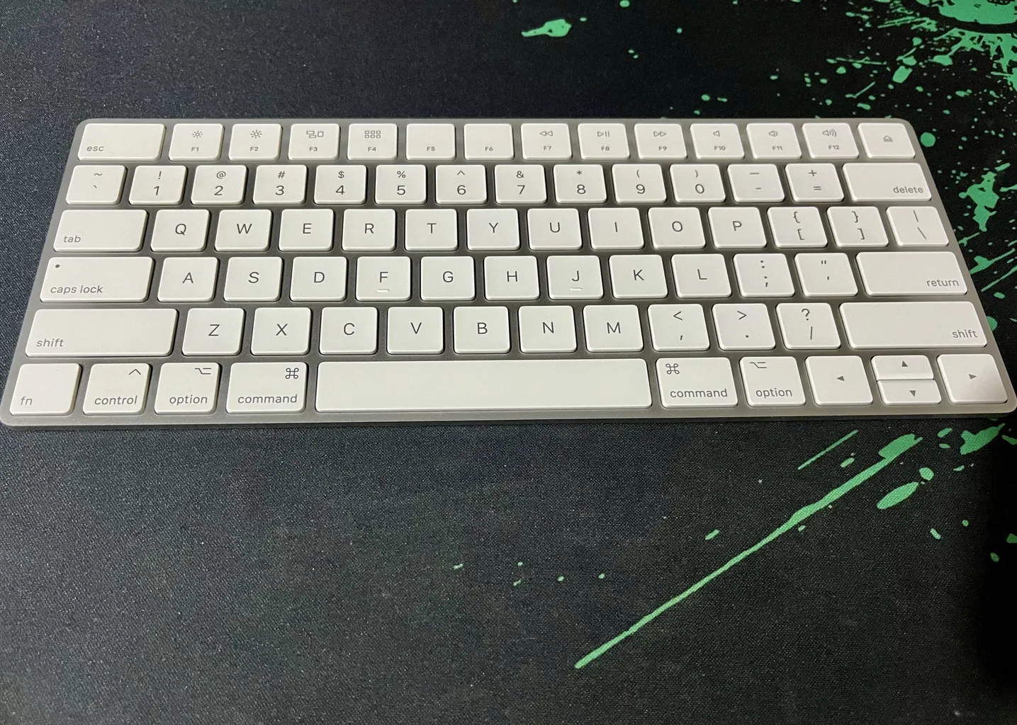 کیبورد بی سیم اپل مدل Magic Keyboard - US English