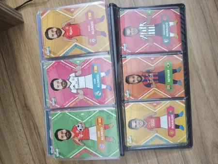 آلبوم کارت فوتبال کیمدی مدل 2025