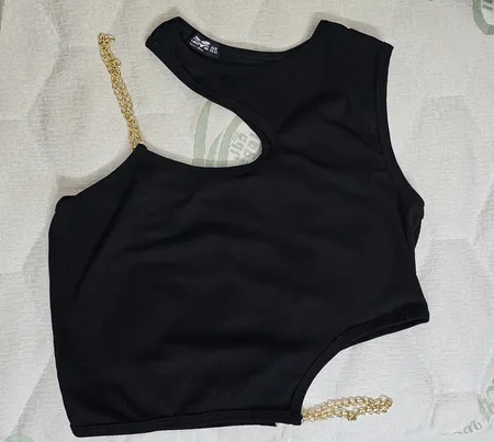 کراپ‌تاپ زنانه مدل بغل زنجیری