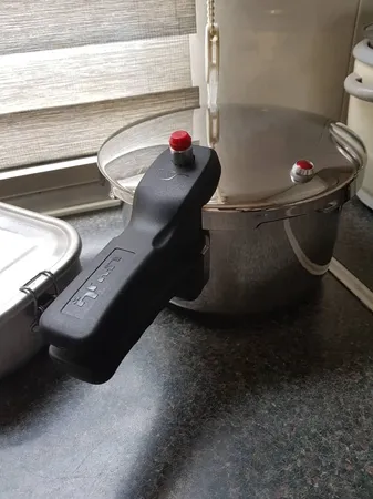 زودپز  پارس استیل مدل کف سه لایه گنجایش 4.5 ليتر