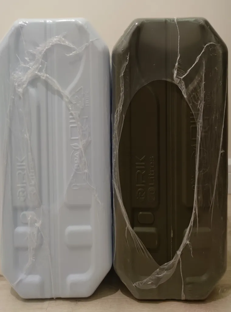 نگهدارنده آب لايف کمپ مدل سه حالته کد 45824