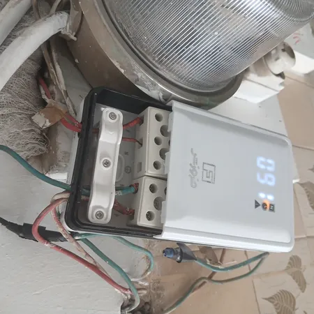 محافظ ولتاژ فروزش مدل پیش کنتوری دیجیتالی DG80 آمپر 80