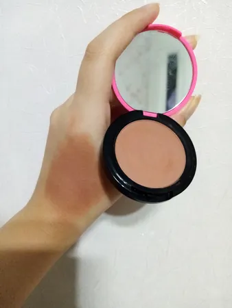 رژ گونه کالیستا سری Color And Art شماره B06