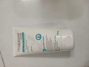 تجریه خرید ژل بهداشتی بانوان هیدرودرم سری Quadra Action حجم 150 میلی لیتر