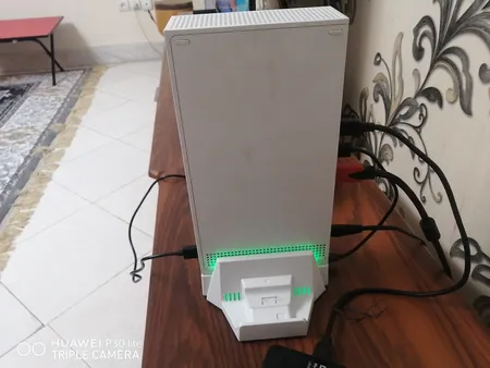 پایه شارژر دسته بازی دابی مدل Dobe TYX-0663 مناسب برای XBOX Sereis S به همراه باطری