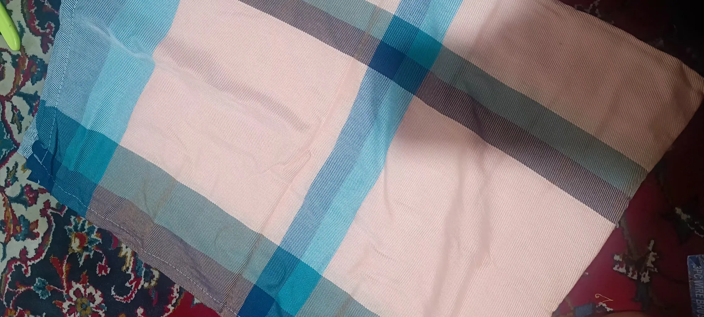 حوله حمام ابراهیمی یزد مدل نگارین سایز 160x110 سانتی متر