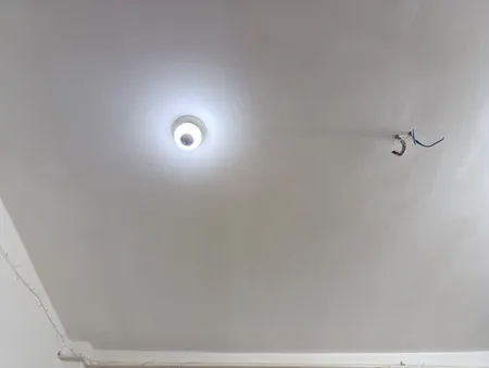 لامپ هوشمند و اسپیکر بلوتوثی 7 وات مدل ZSA-DL-SP پایه E27