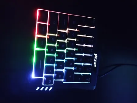 کیبورد گیمینگ ایلون مدل GK104، سوییچ ممبران، Tenkeyless، نورپردازی LED RGB