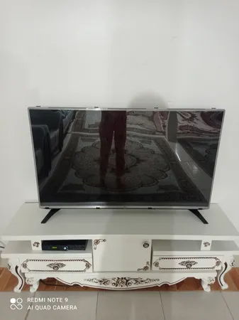 محافظ صفحه نمایش  مناسب برای تلویزیون 49 اینچ