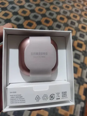 هدفون بلوتوثی سامسونگ مدل Galaxy Buds Live