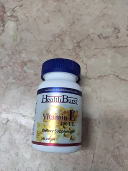 کپسول ویتامین ای 400 هلث برست بسته 100 عددی