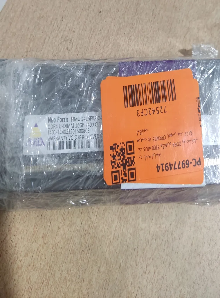 رم دسکتاپ DDR4 تک کاناله 3200 مگاهرتز CL22 راموس مدل CRRWE5 ظرفیت 16 گیگابایت