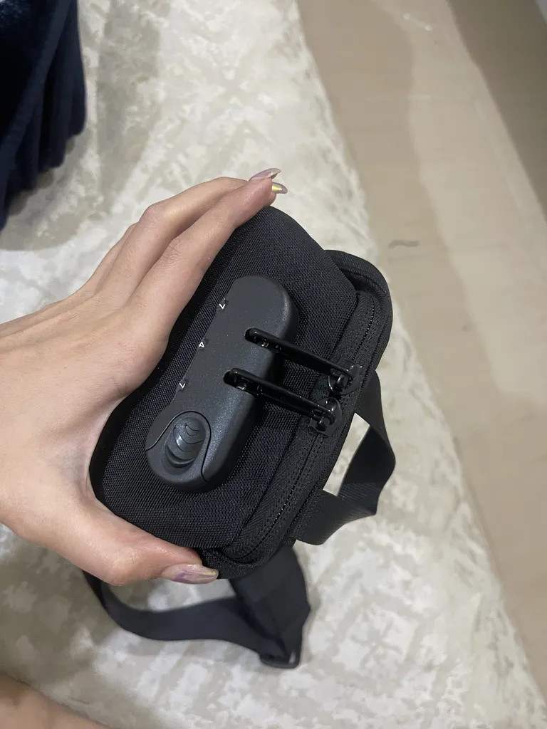 کیف کراس بادی برساد مدل B 0421