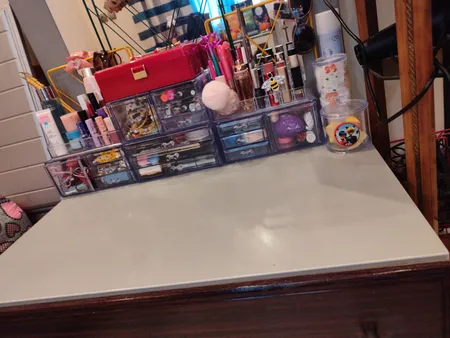 استند لوازم آرایشی مدل donya4