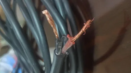 کابل برق ۲ در ۲.۵ کد KB225