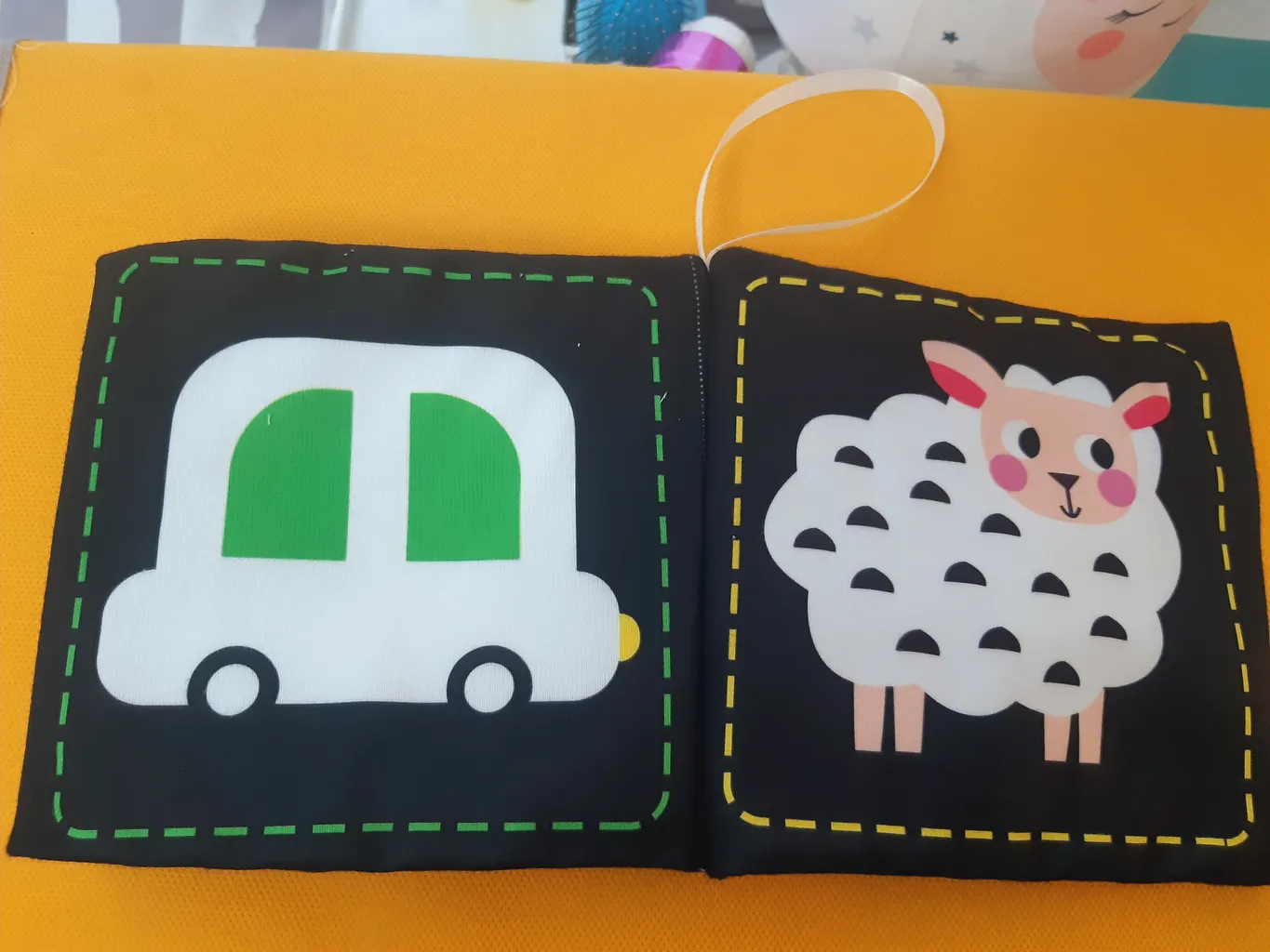 بازی آموزشی مدل کتاب پارچه ای سیاه و سفید نوزاد