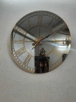 ساعت دیواری مدل رمیسا آینه ای