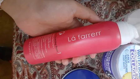 فوم شست‌وشوی صورت لافارر مدل 01 مناسب برای پوست چرب حجم 150 میلی‌لیتر