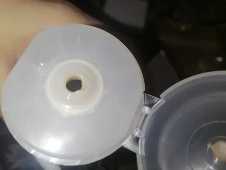 اسکراب لایه بردار صورت رینوزیت مدل blaser حجم 200 میلی لیتر