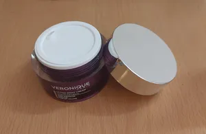 تجریه خرید کرم ضد چروک شب ورونیک مدل لیفتینگ حجم 50 میلی لیتر