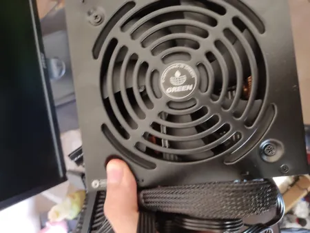 منبع تغذیه کامپیوتر گرین مدل GP450A-ECO Rev3.1