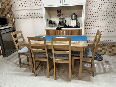 میز غذاخوری ایکیا مدل JOKKMOKK