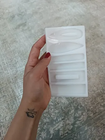 قالب رزین مدل گیره مو طرح کلاسیک کد SIM1