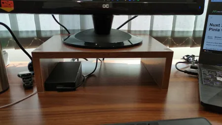 پایه نگهدارنده مانیتور مینیما مدل W1