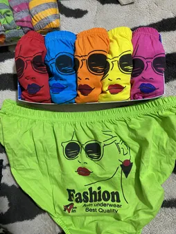 شورت زنانه آوین مدل چاپی کد 10 مجموعه 6 عددی