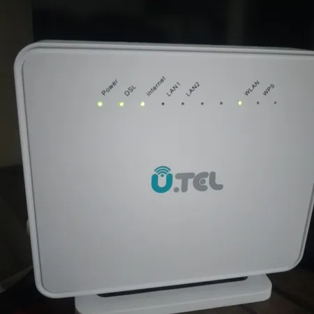 مودم روتر یوتل VDSL/ADSL Plus بی سیم مدل V301