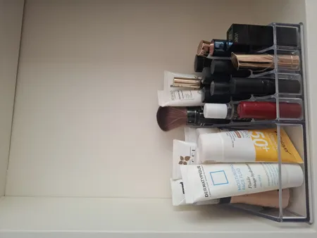 استند لوازم آرایشی مدل Cosmetic