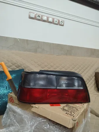چراغ عقب جمع ساز مدل JT123SD مناسب برای پژو پارس بسته 2 عددی