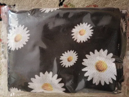 روسری زنانه مدل مینی اسکارف بابونه