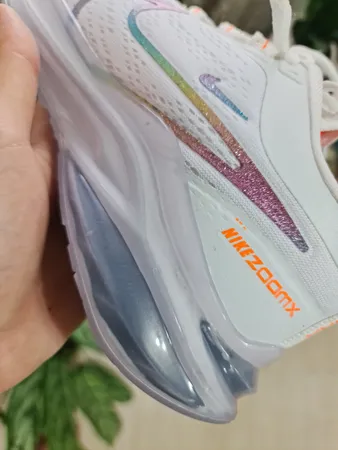 کفش پیاده روی زنانه مدل زوم ایکس رنگ سفید