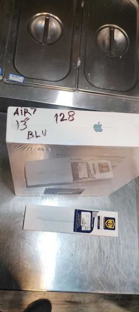 تبلت 13 اینچ اپل مدل iPad Air 13 2025 M3 Wi-Fi ظرفیت 128 گیگابایت و رم 8 گیگابایت