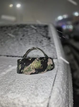 اسپیکر بلوتوثی قابل حمل جی بی ال مدل Charge 6