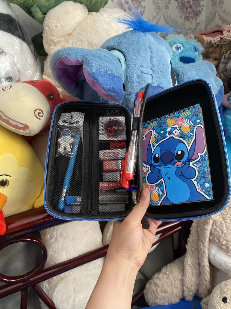 جامدادی مدل تبلتی طرح استیچ خوشحال کد 391