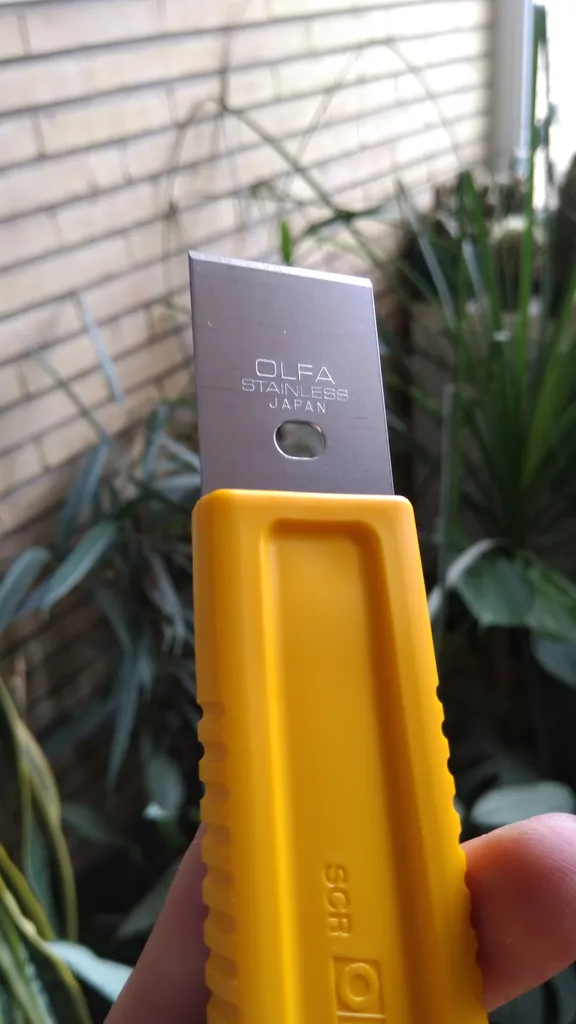 کاتر شیشه پاک کن الفا مدل SCR-S