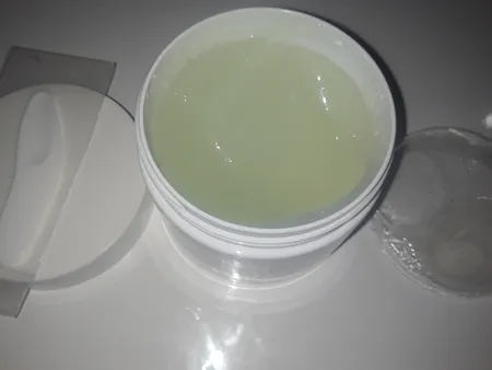 اسکراب لایه بردار پوست بایواکوا مدل  Brightening Exfoliating Rice Gel حجم 140 میلی لیتر