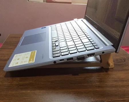 میز تحریر و لپ تاپ تاشو سایز متوسط مدل G0024