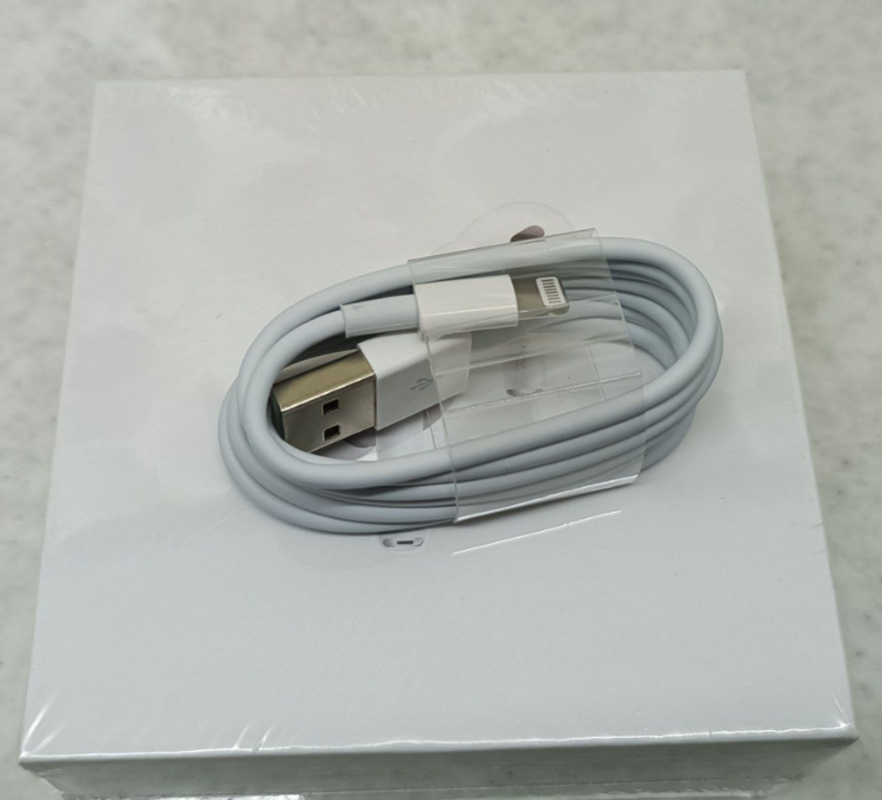 قیمت و خرید هندزفری بی سیم مدل A2083-A2084-A2190 قیمت و خرید هندزفری بی سیم مدل A2083-A2084-A2190