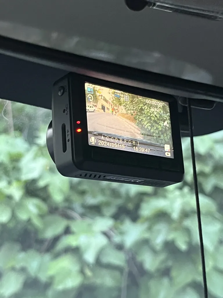 دوربین فیلم برداری خودرو هوکو مدل DV2