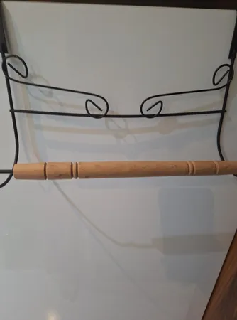 آویز حوله مدل کابینتی