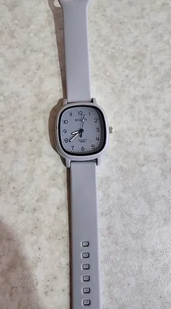 ساعت مچی عقربه ای بچگانه بولون مدل بند پیو ضد حساسیت کد 7