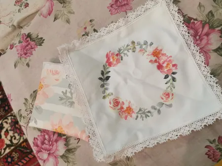 جانماز کیفی طرح گل های بهاری مدل BPA270201