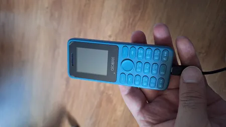 گوشی موبایل آلکاتل مدل 1069 دو سیم‌ کارت - اکتیو