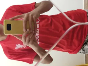 تجریه خرید تی شرت ورزشی مردانه لیورپول مدل Kasra