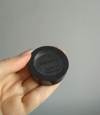 سایه ابرو لیدی میکاپ شماره 4